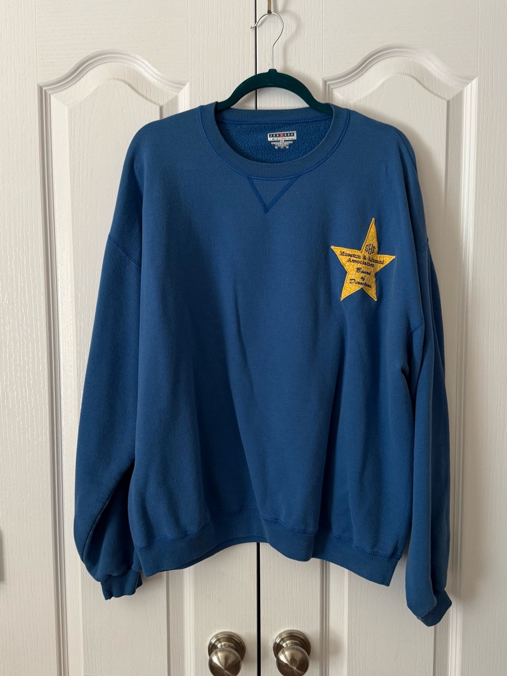 Vintag Blue Crewneck Sweatshirt with Yellow Star Patch XL